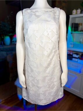 Bailey44 White 2-Layer Sleeveless Sheath Dress w/ Embroidered Overlay Szs 8 & 10
